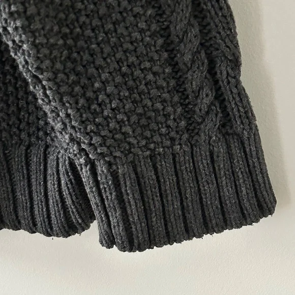 Quince 100% Organic Cotton Oversized Gray Cable Cardigan - Picture 7 of 16